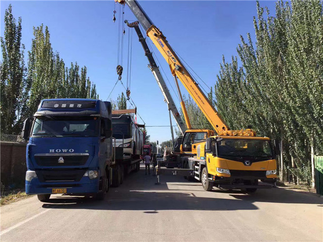 鸡冠区“省油又稳当”—— 吊车的 “智能节能” 技术